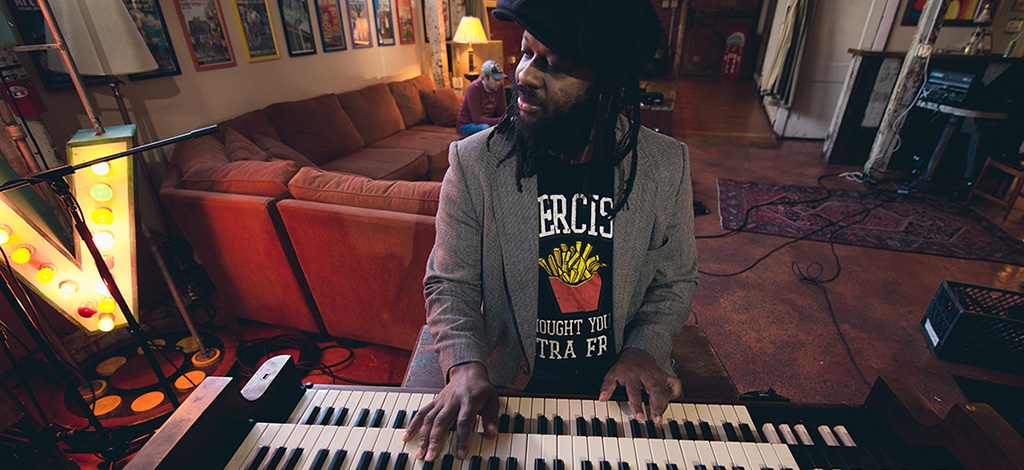 Delvon Lamarr Organ Trio Image