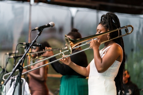 © Emmanuelle Nemoz / CosmoJazz Festival - https://anatholie.photo.blog