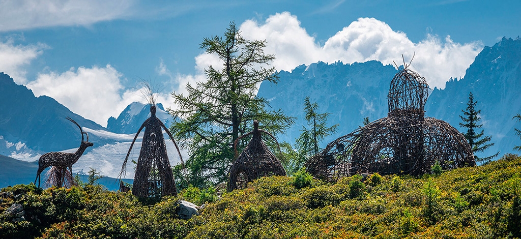 LES MONTUIRES, EMOSSON Image