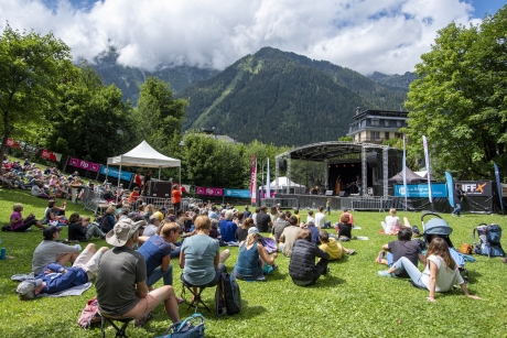 © Charlotte Brasseau / CosmoJazz Festival - https://www.brassium.com