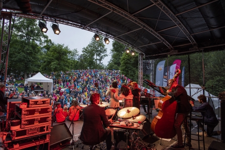 © Charlotte Brasseau / CosmoJazz Festival - https://www.brassium.com