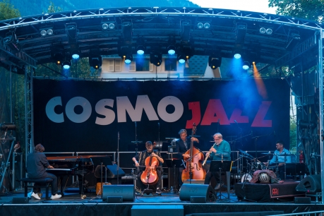 © Guillaume Mollier / CosmoJazz Festival - https://guillaume-mollier.blogspot.com