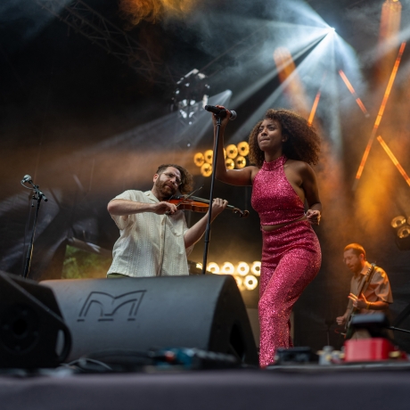 © Emmanuelle Nemoz / CosmoJazz Festival - https://anatholie.photo.blog - Instagram : @anatholie.musicphotography