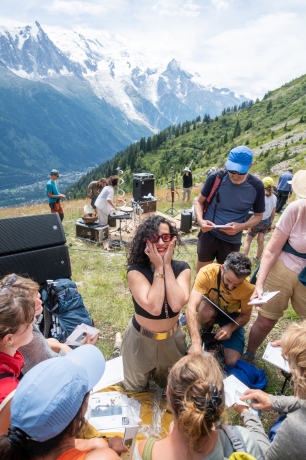 © Coline Fragnol - CosmoJazz Festival - Instagram @lescapad.e
