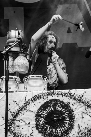 © Coline Fragnol - CosmoJazz Festival - Instagram @lescapad.e