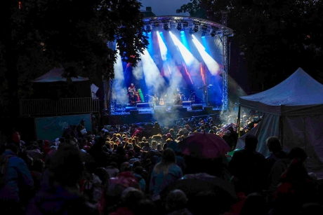 © Emmanuelle Nemoz - CosmoJazz Festival - https://anatholie.photo.blog - Instagram @anatholie.musicphotography