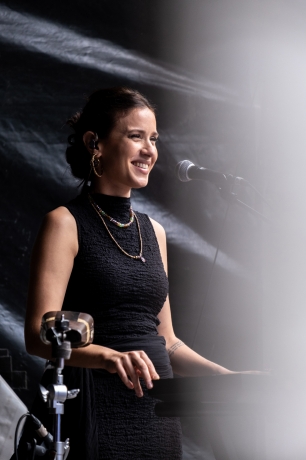 © Coline Fragnol - CosmoJazz Festival - Instagram @lescapad.e