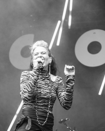 © Coline Fragnol - CosmoJazz Festival - Instagram @lescapad.e