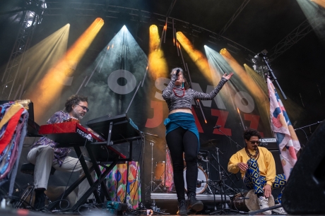 © Maya Caraly - CosmoJazz Festival - Instagram @maya_caraly