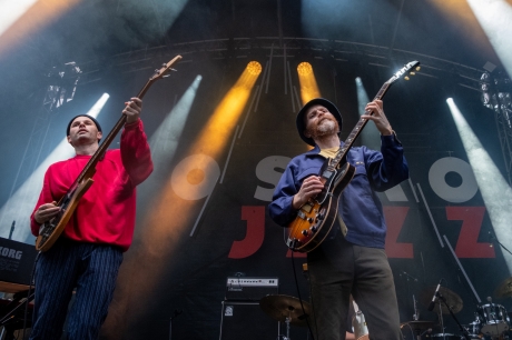 © Coline Fragnol - CosmoJazz Festival - Instagram @lescapad.e