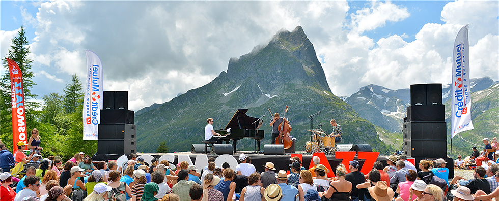 Devenir partenaire du CosmoJazz Festival Chamonix